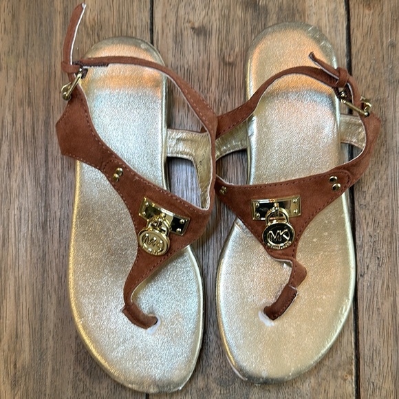 Michael Kors Brown Suede Signature MK Charm T-Strap Jeweled Thong Sandal/Sz 13 - Picture 9 of 10